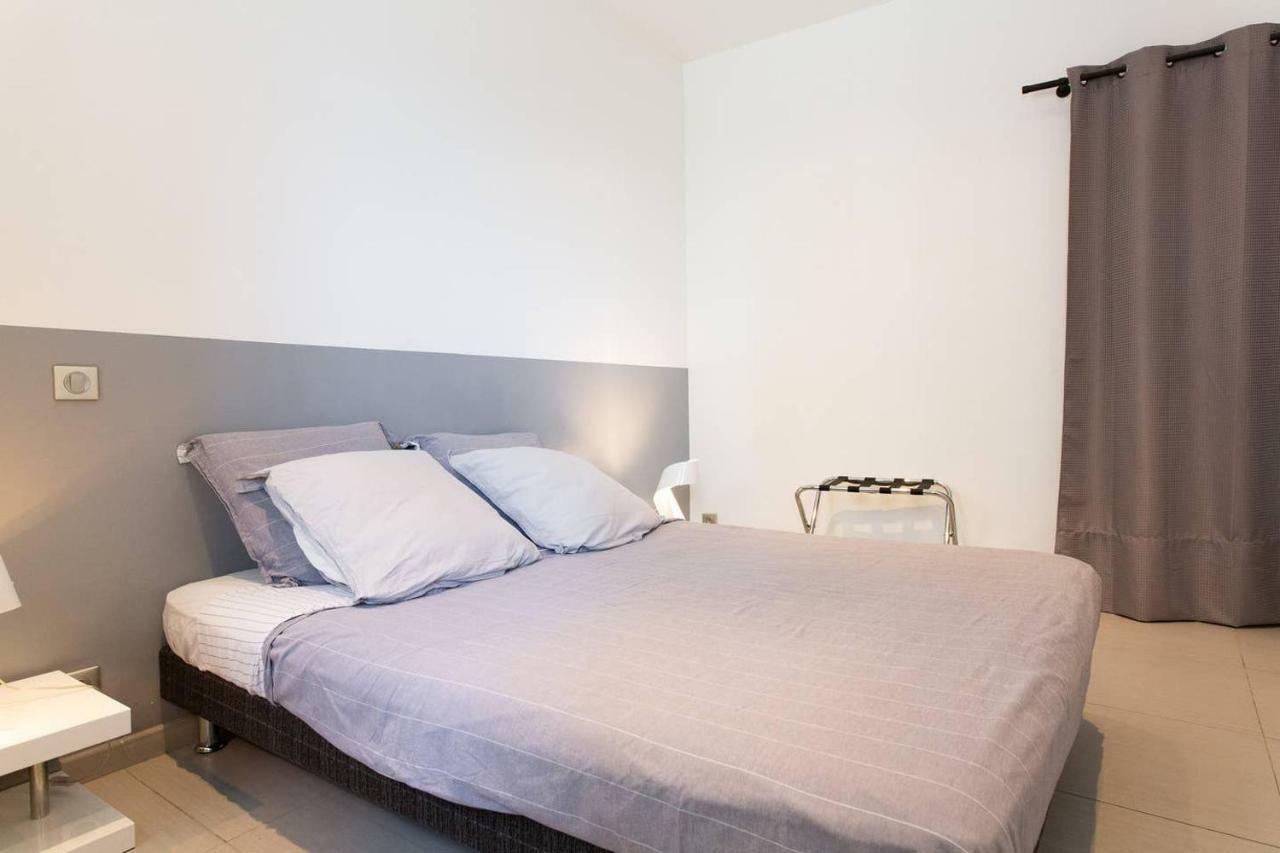 Appartement 4 Personnes Vue Mer Remparts Antibes Kültér fotó